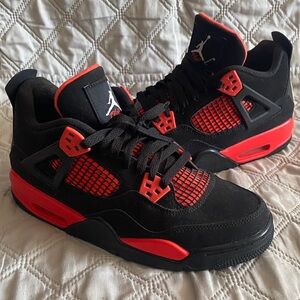 Nike Air Jordan 4 Retro 'Red Thunder'

100% Authentic

Size 7Y / 8.5 woman